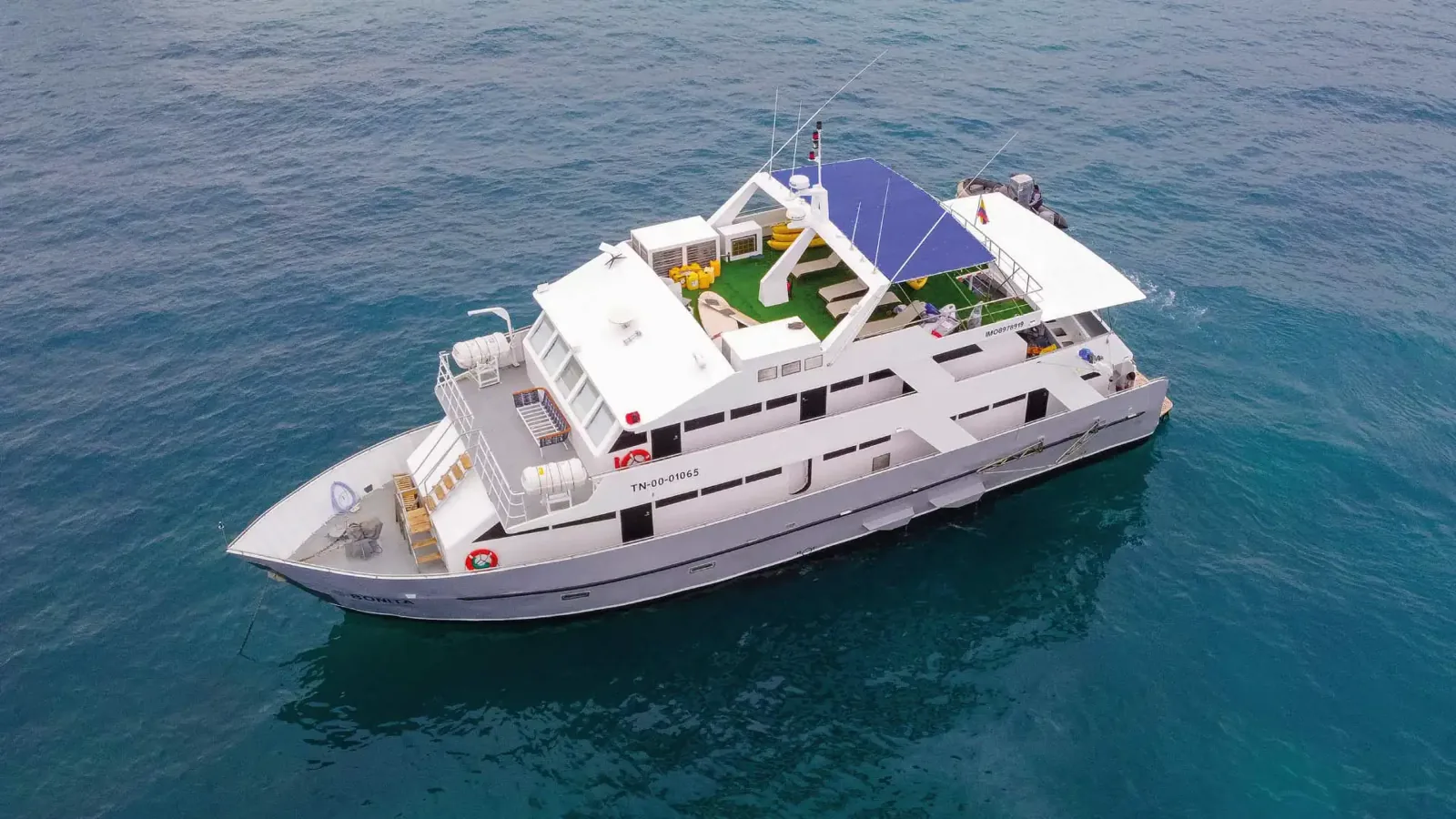 Bonita Yacht — Upper deck
